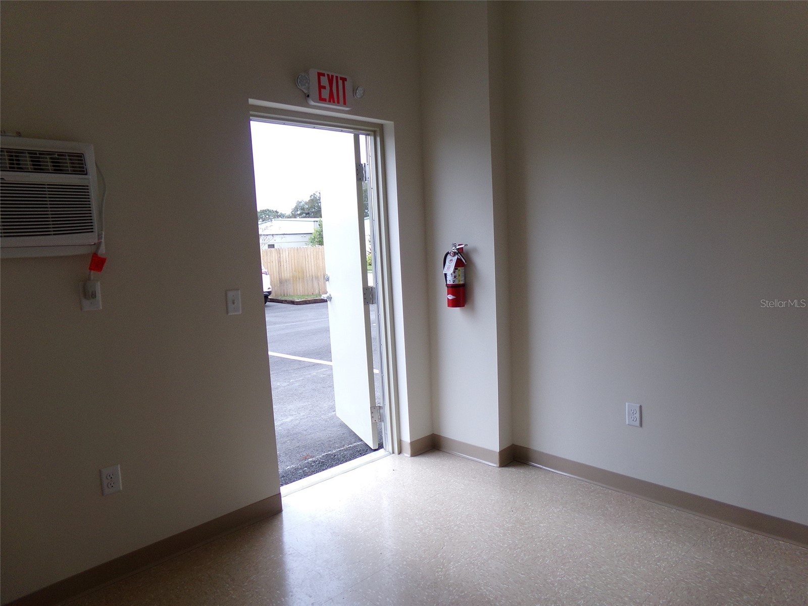 8925 66th Court N #102 Pinellas Park FL 33782 TB8454996 image4