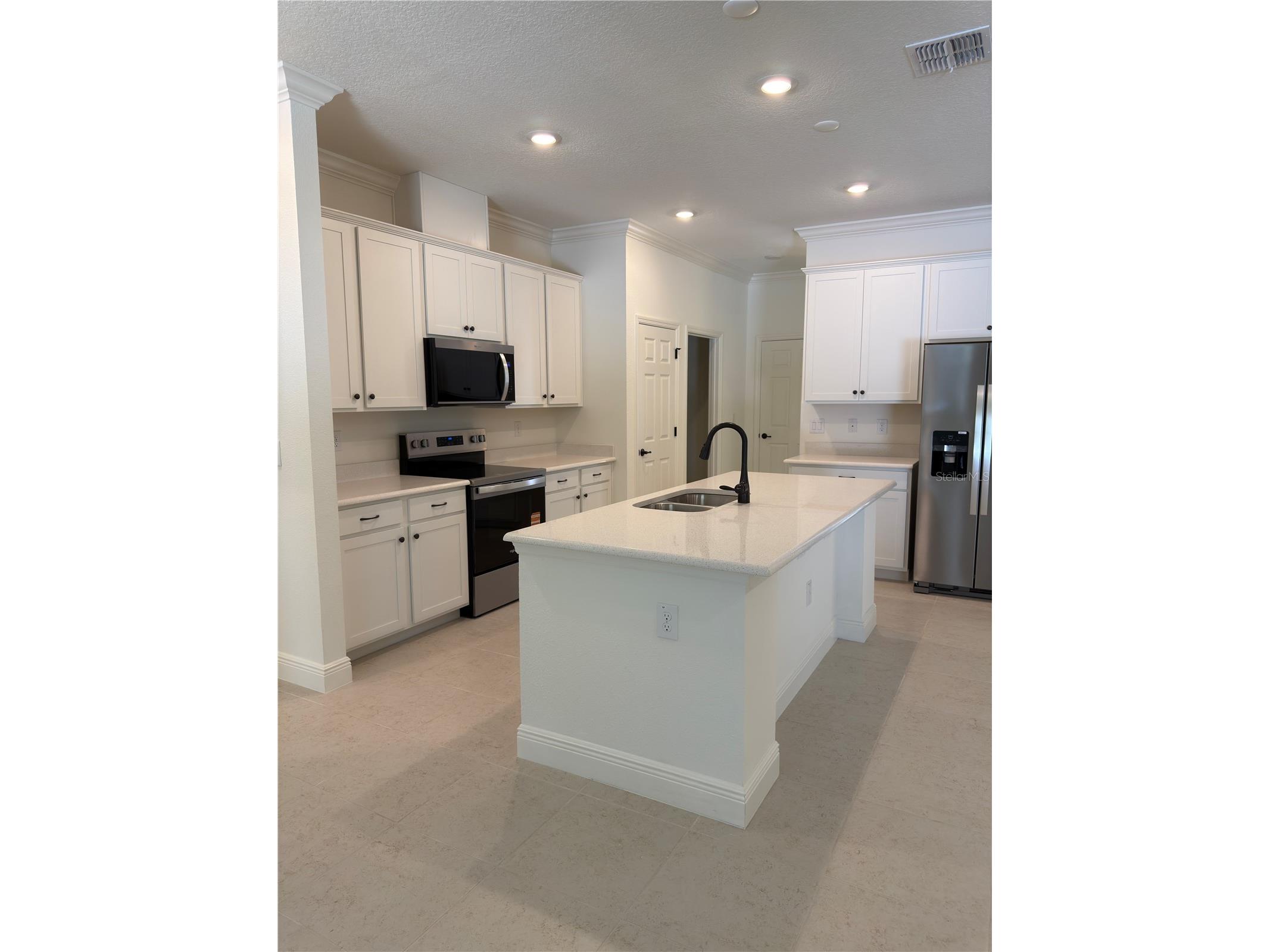 8925 N Golfview Drive Citrus Springs FL 34434 C7509375 image6