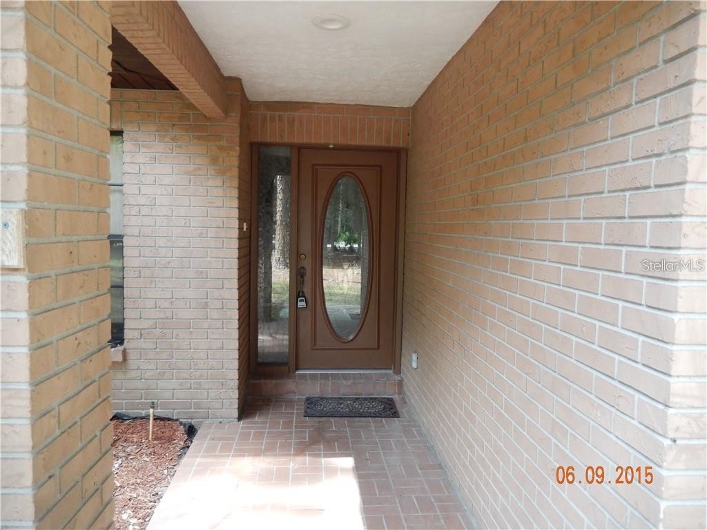 8925 Quail Run Drive Wesley Chapel FL 33544 TB8520386 image3