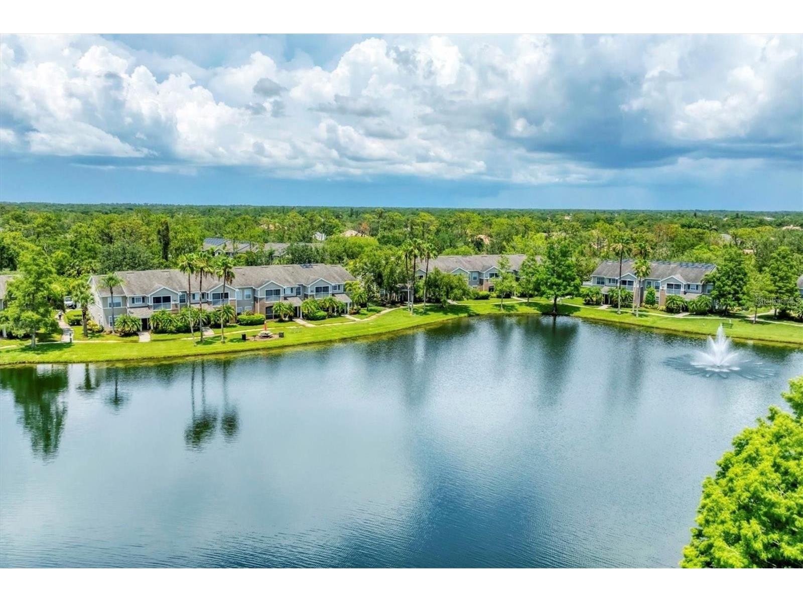 8926 Manor Loop #102 Lakewood Ranch FL 34202 TB8514055 image3