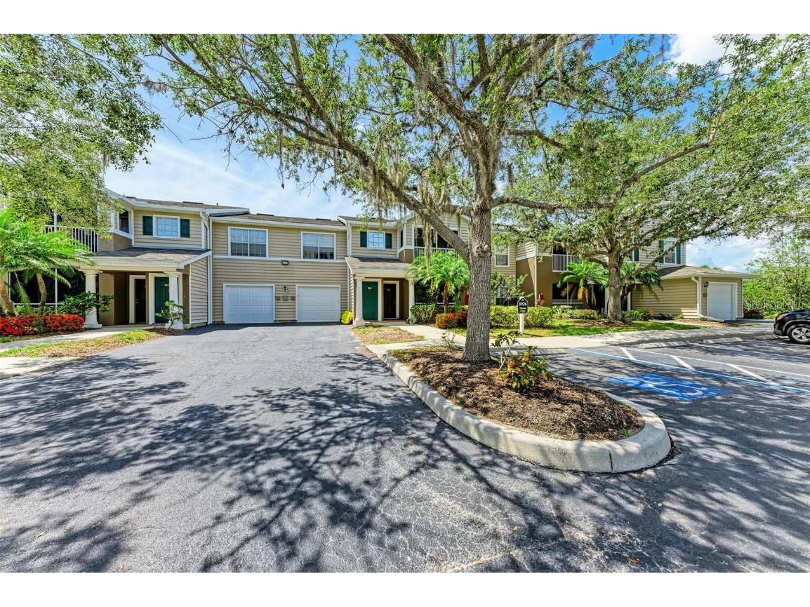 8926 Manor Loop #103 Lakewood Ranch FL 34202 A4578126 image1