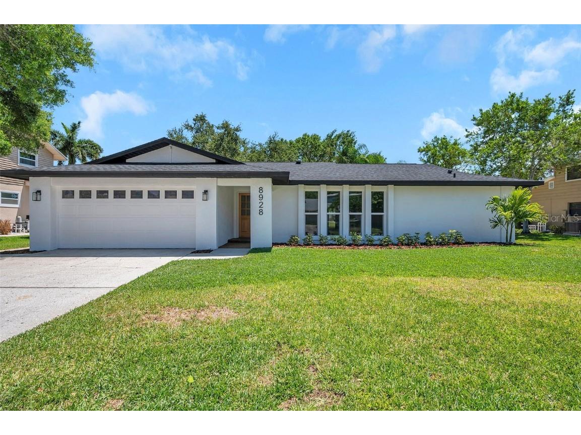 8928 Baywood Park Drive Seminole FL 33777 U8197854 image1