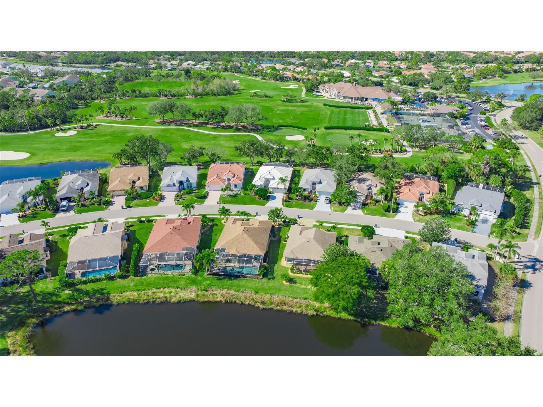 8928 Whitemarsh Avenue Sarasota FL 34238 A4691885 image2