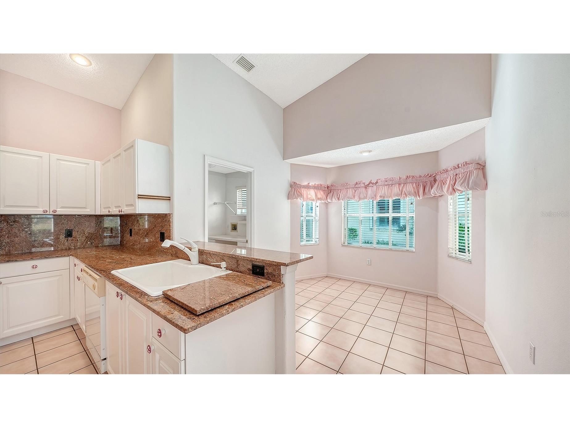 8928 Whitemarsh Avenue Sarasota FL 34238 A4691885 image26