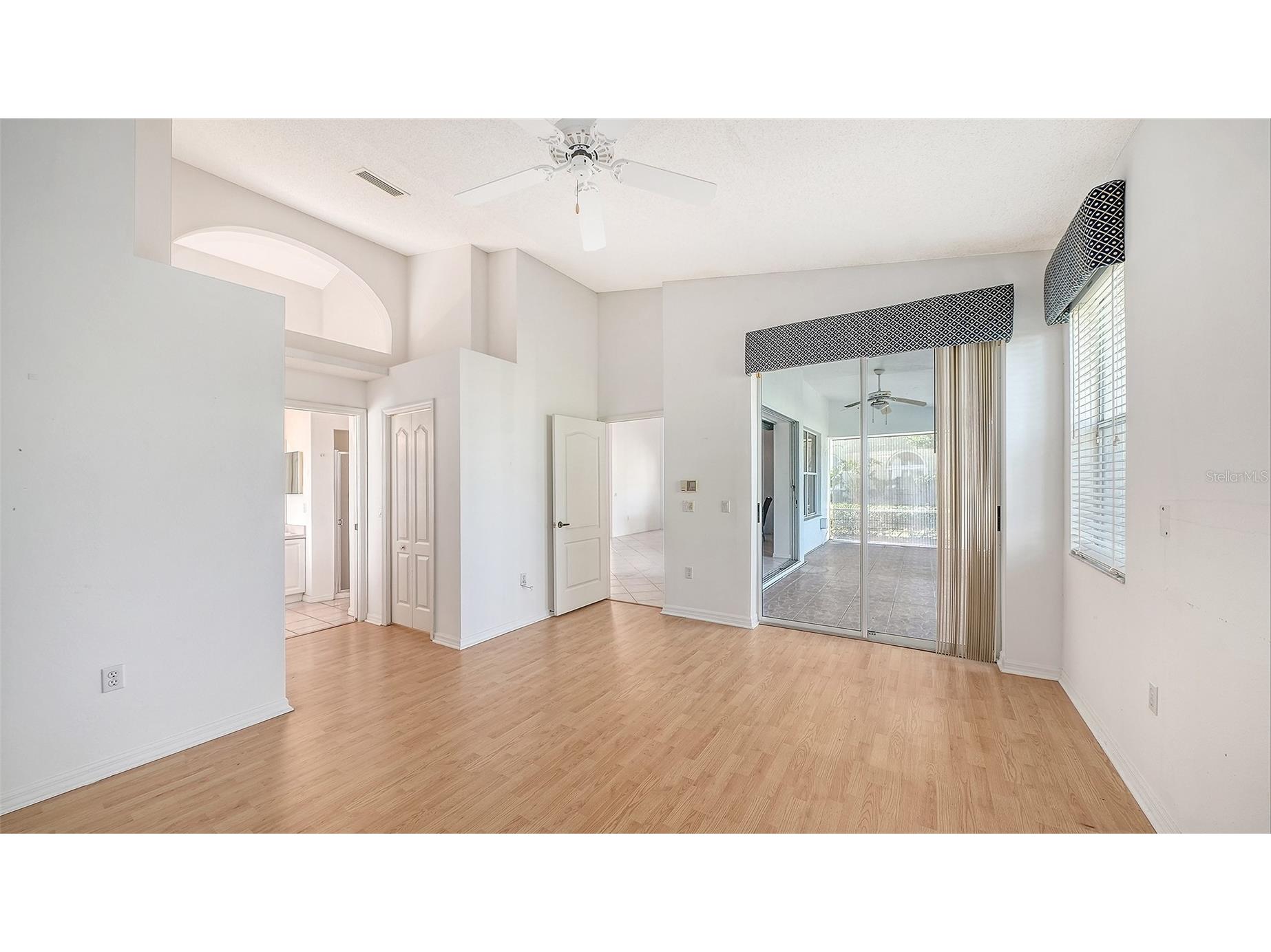 8928 Whitemarsh Avenue Sarasota FL 34238 A4691885 image35