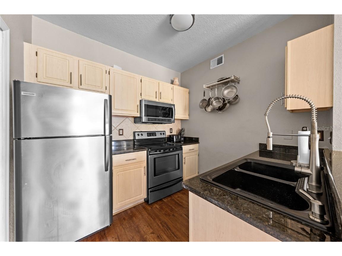 8929 Legacy Court #107 Kissimmee FL 34747 S5140039 image15