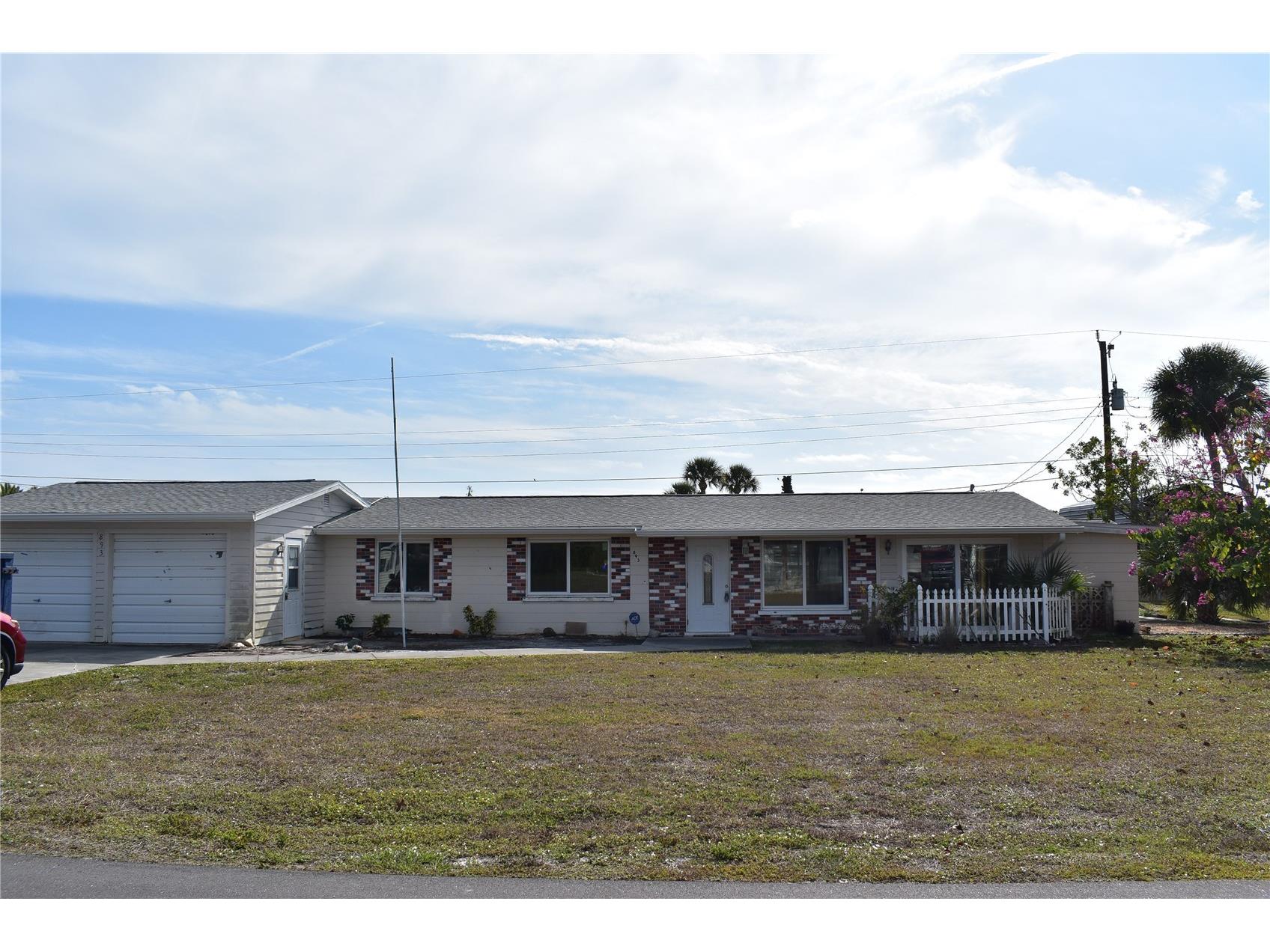 893 E 4th Street Englewood FL 34223 C7520115 image1