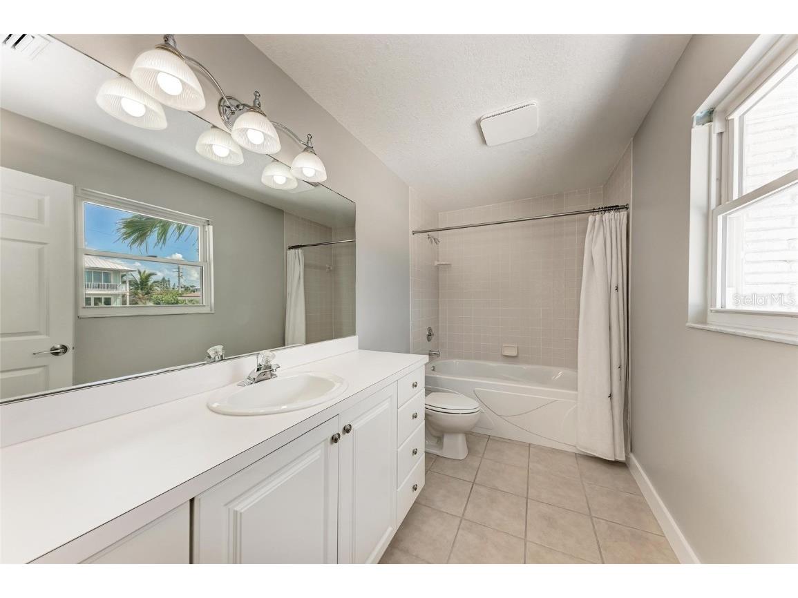 893 N Shore Drive Anna Maria FL 34216 - TAMPA BAY A4660575 image35