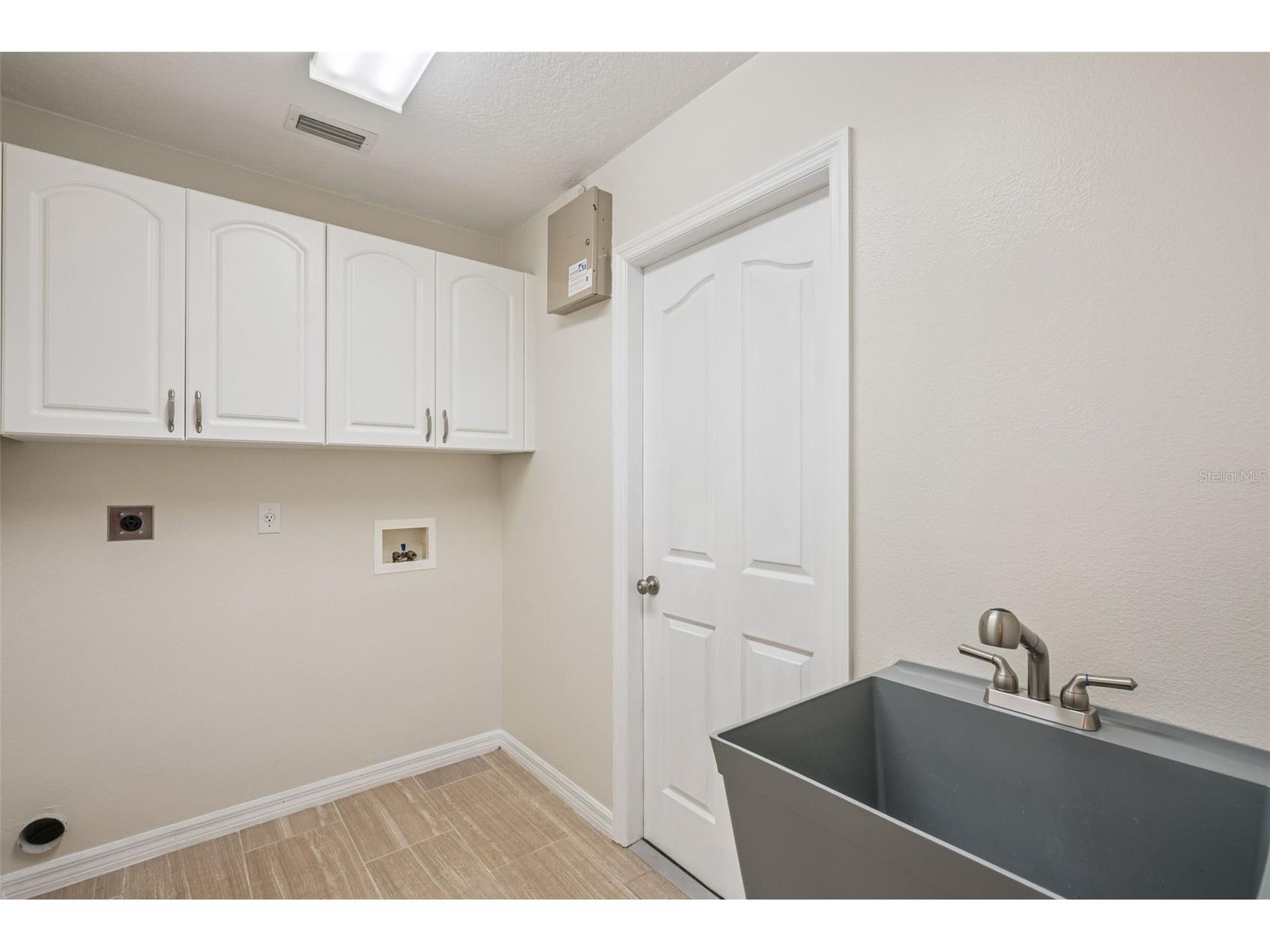 893 Watt Circle Deltona FL 32738 V4948910 image25