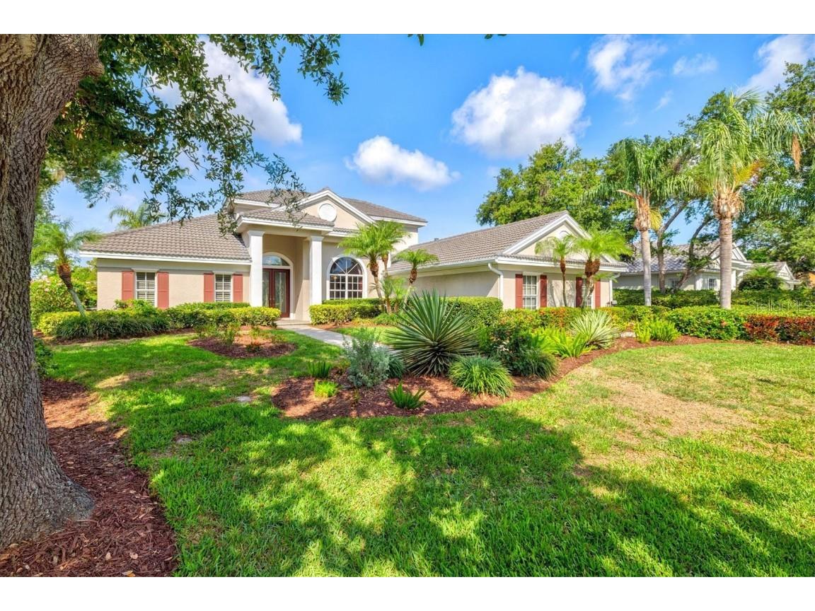 8930 Bloomfield Blvd Sarasota FL 34238 A4654346 image1