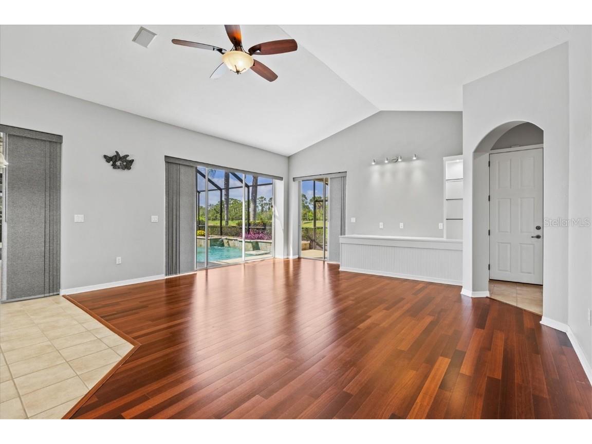 8930 Bloomfield Blvd Sarasota FL 34238 A4654346 image24