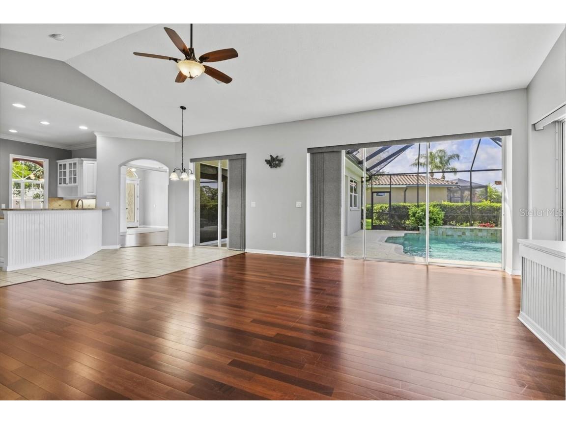 8930 Bloomfield Blvd Sarasota FL 34238 A4654346 image25