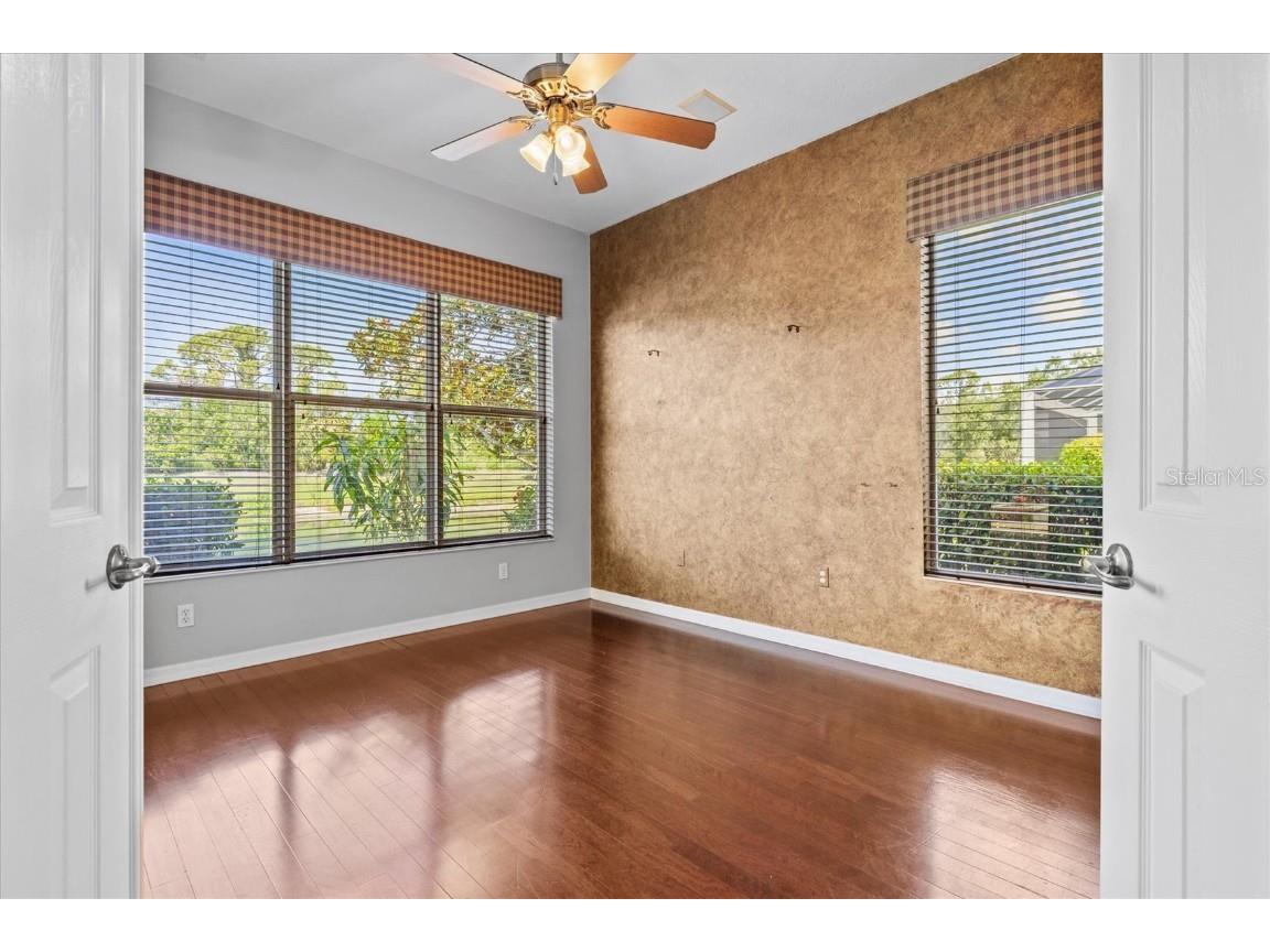 8930 Bloomfield Blvd Sarasota FL 34238 A4654346 image26