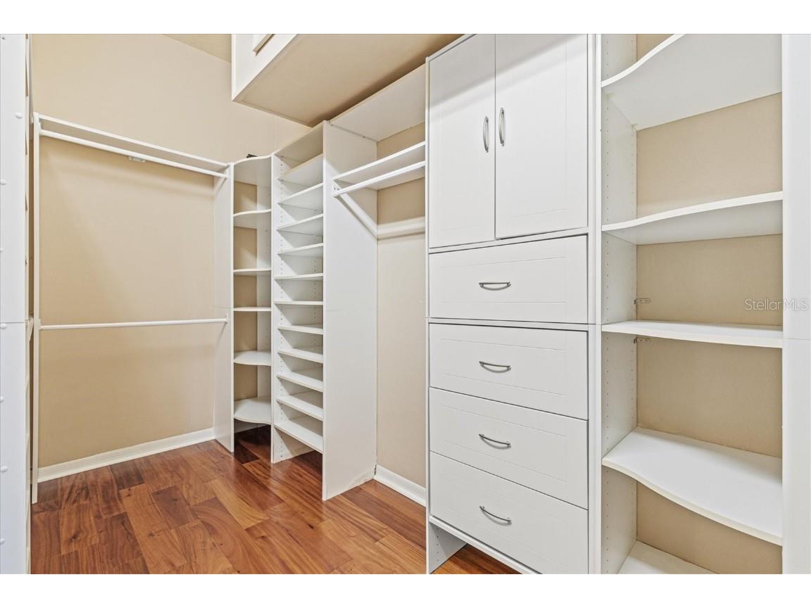 8930 Bloomfield Blvd Sarasota FL 34238 A4654346 image32