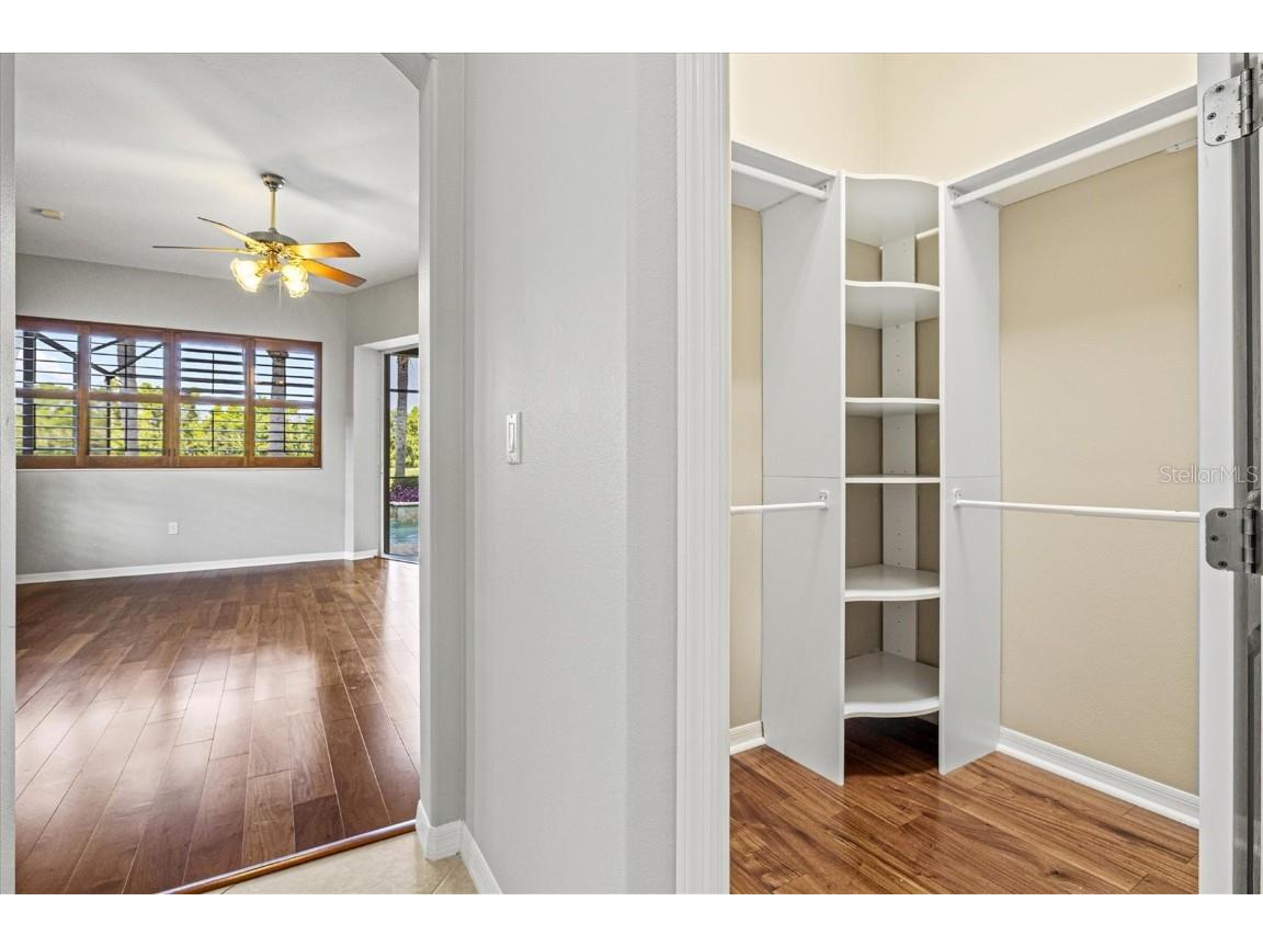 8930 Bloomfield Blvd Sarasota FL 34238 A4654346 image33