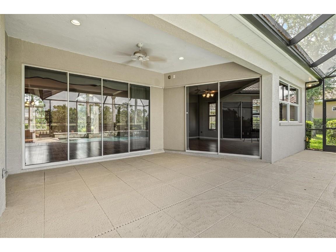 8930 Bloomfield Blvd Sarasota FL 34238 A4654346 image56