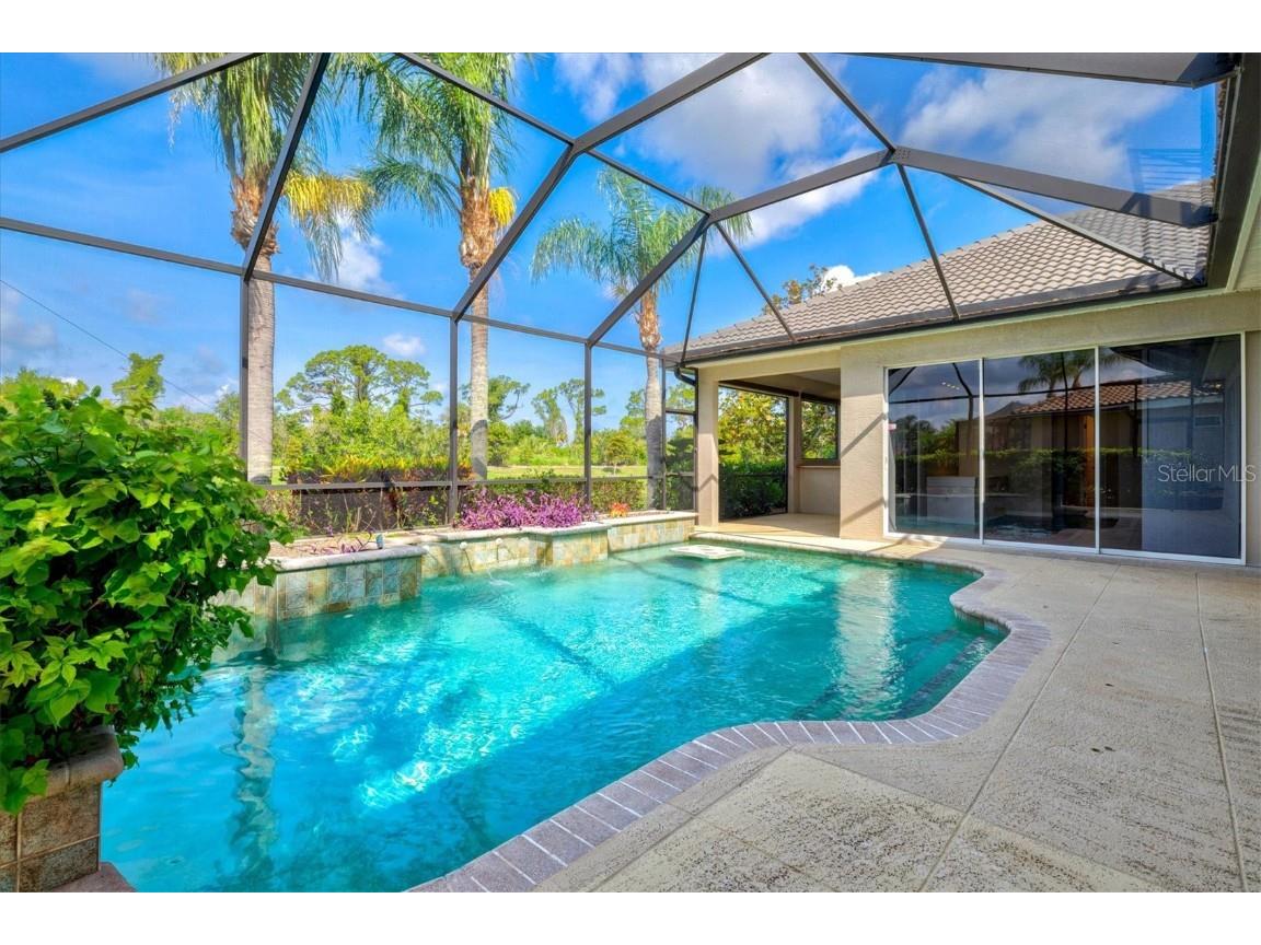 8930 Bloomfield Blvd Sarasota FL 34238 A4654346 image63