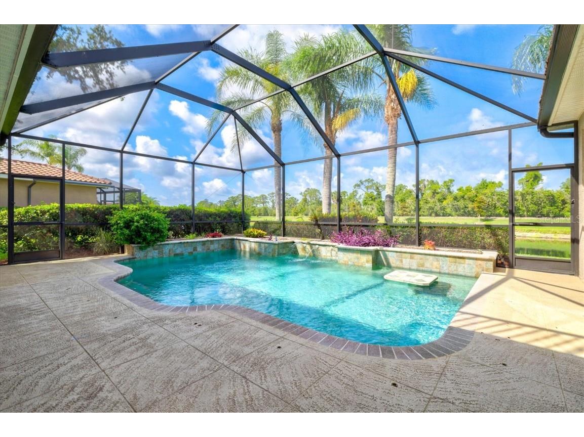 8930 Bloomfield Blvd Sarasota FL 34238 A4654346 image65