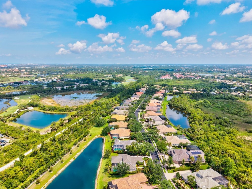 8930 Bloomfield Blvd Sarasota FL 34238 A4654346 image81