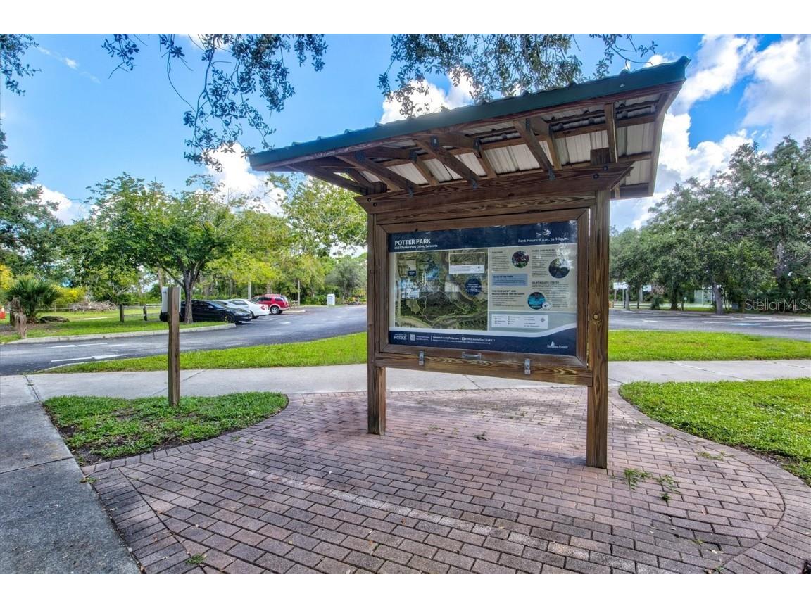 8930 Bloomfield Blvd Sarasota FL 34238 A4654346 image85