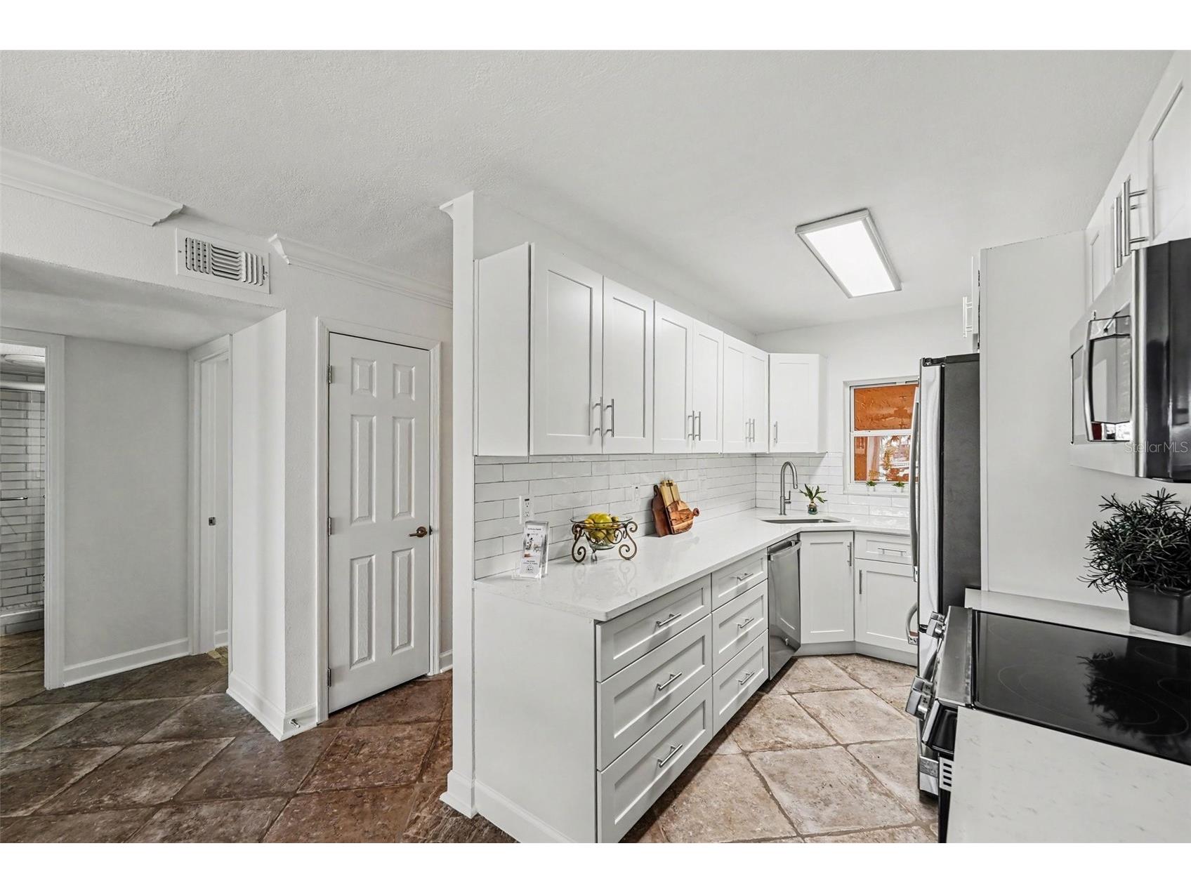 8931 Blind Pass Road #161 Saint Pete Beach FL 33706 TB8496229 image10