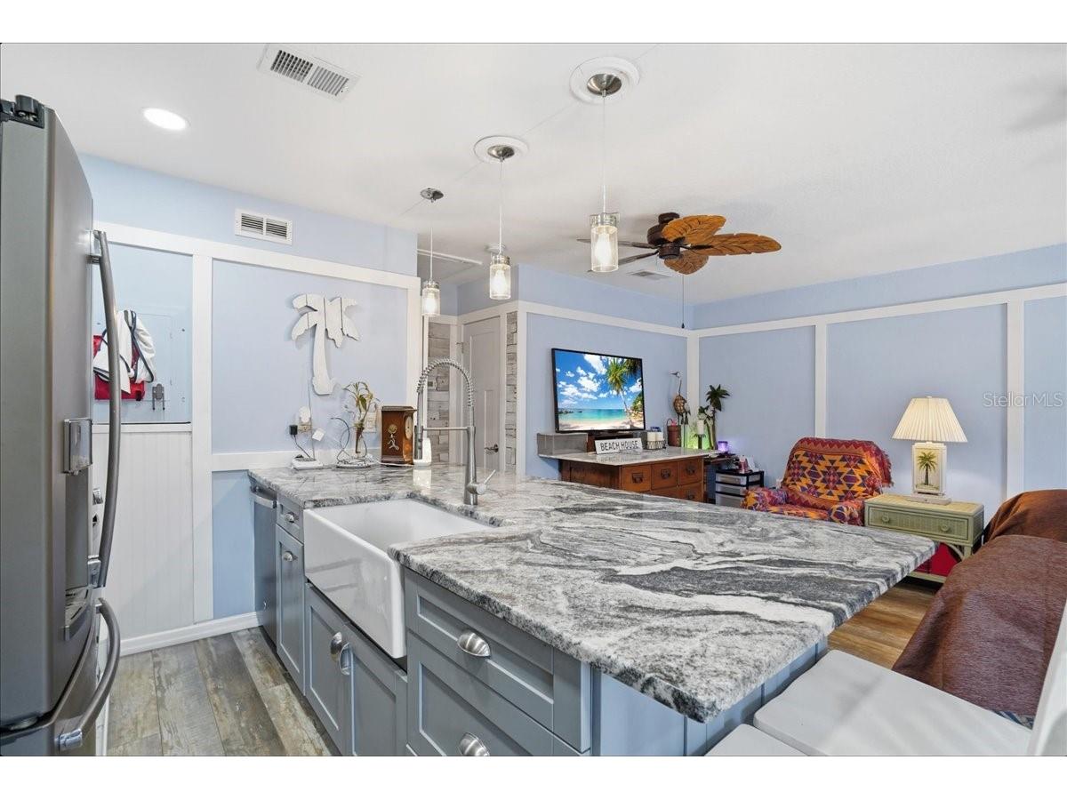 8931 Blind Pass Road #360 Saint Pete Beach FL 33706 TB8482533 image3