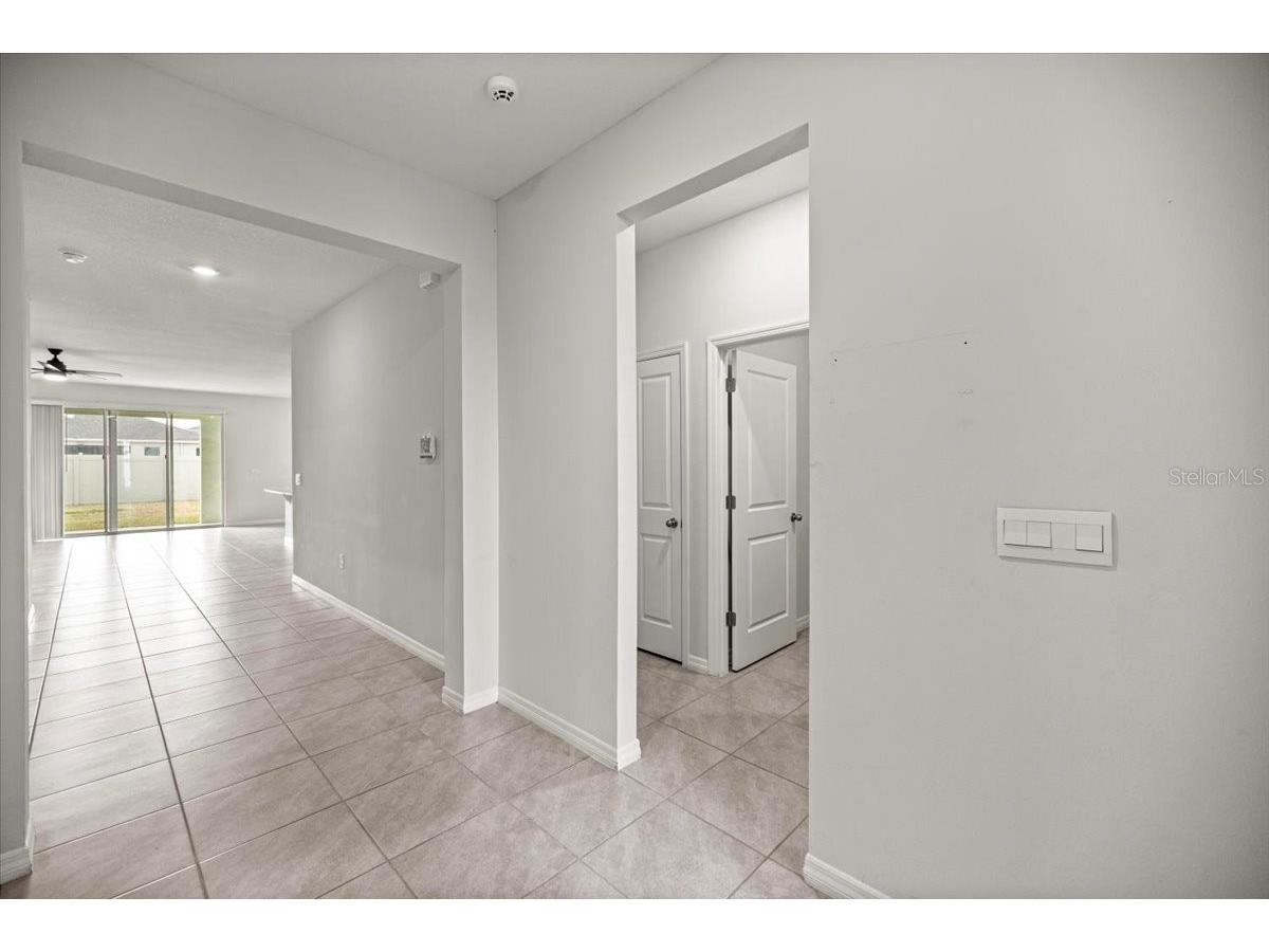 8931 SW 49th Circle Ocala FL 34476 OM719357 image3