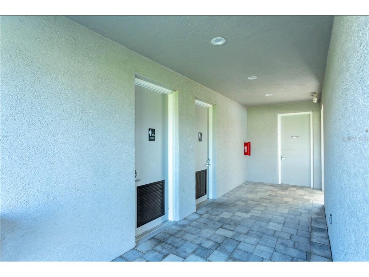 8931 SW 49th Circle Ocala FL 34476 OM719357 image40