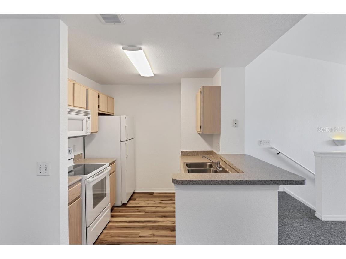 8932 Manor Loop #207 Lakewood Ranch FL 34202 A4635128 image11