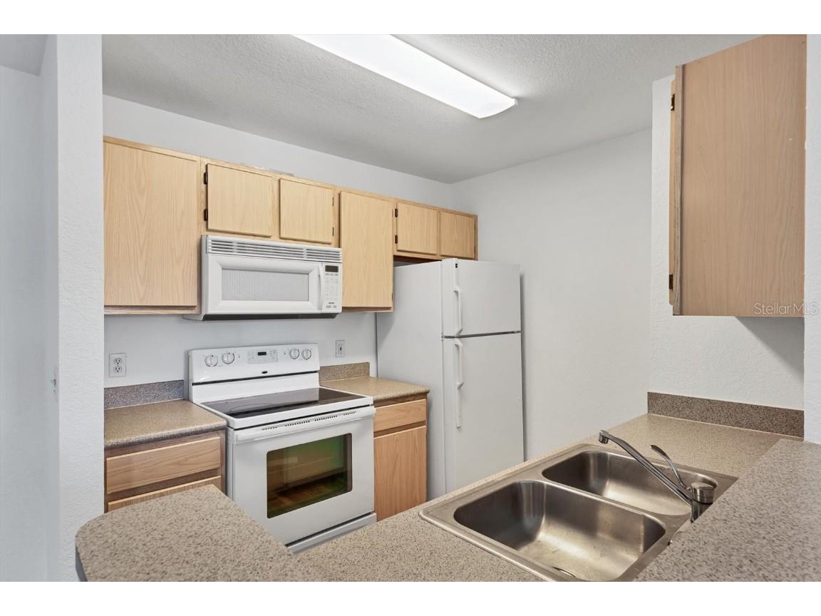 8932 Manor Loop #207 Lakewood Ranch FL 34202 A4635128 image12