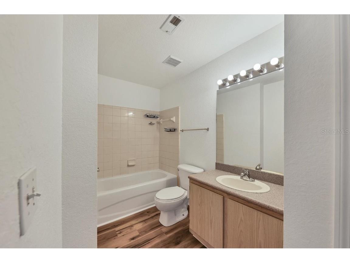 8932 Manor Loop #207 Lakewood Ranch FL 34202 A4635128 image17