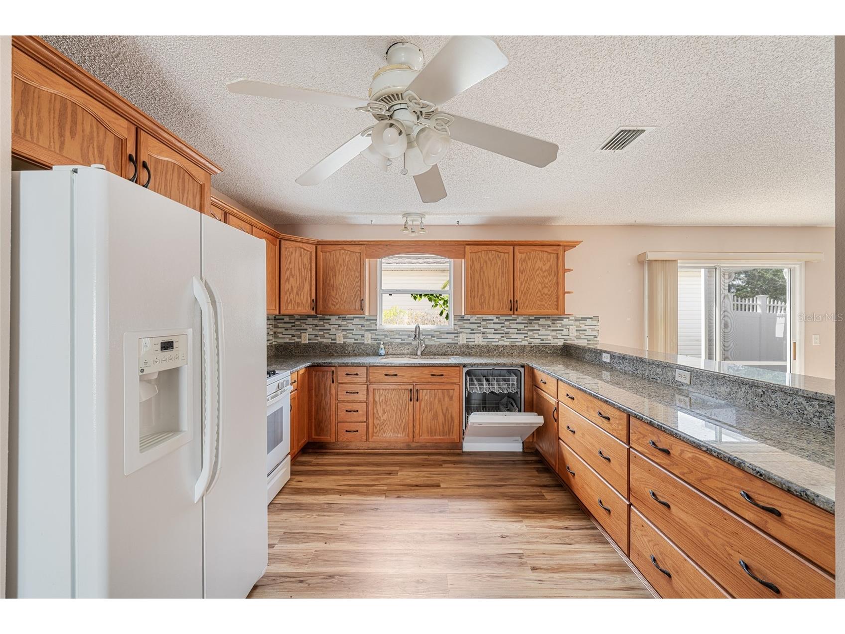 8932 SE 168th Sedgwick Place The Villages FL 32162 OM723287 image12