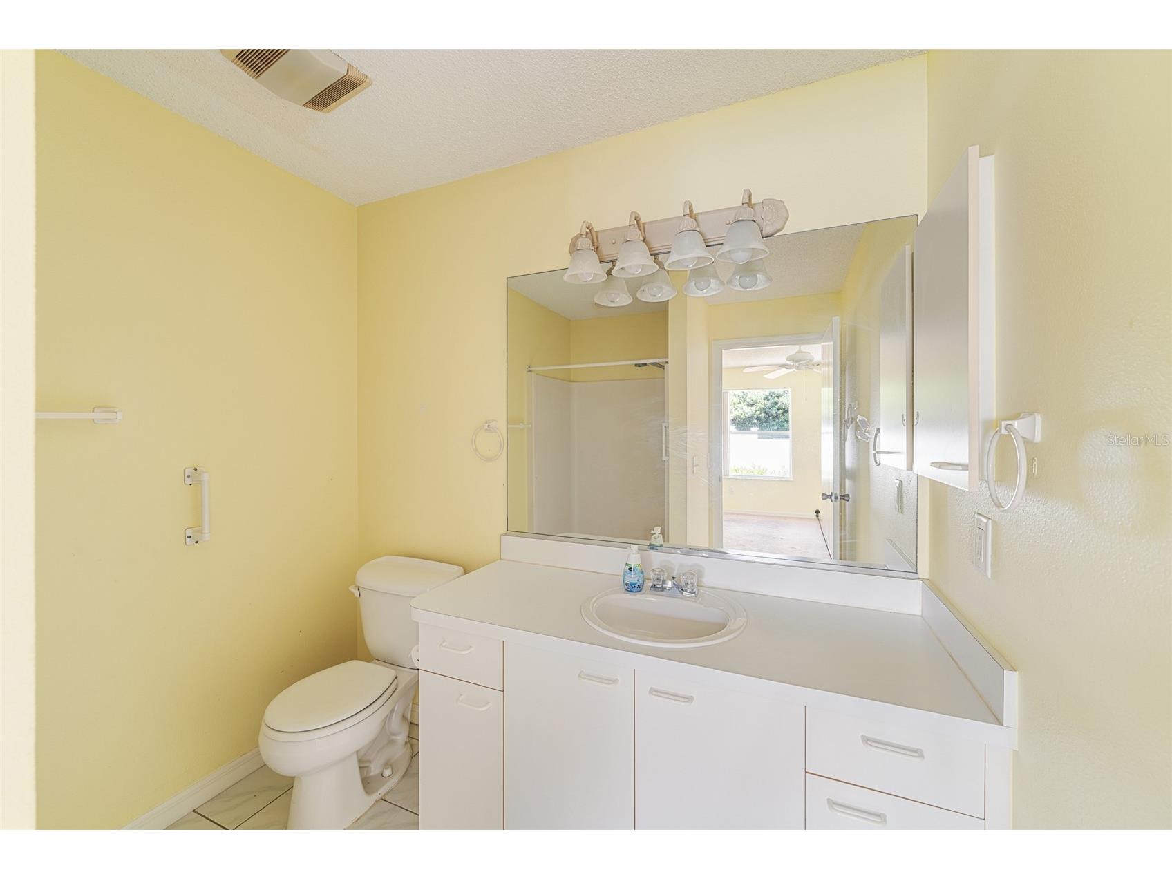 8932 SE 168th Sedgwick Place The Villages FL 32162 OM723287 image18