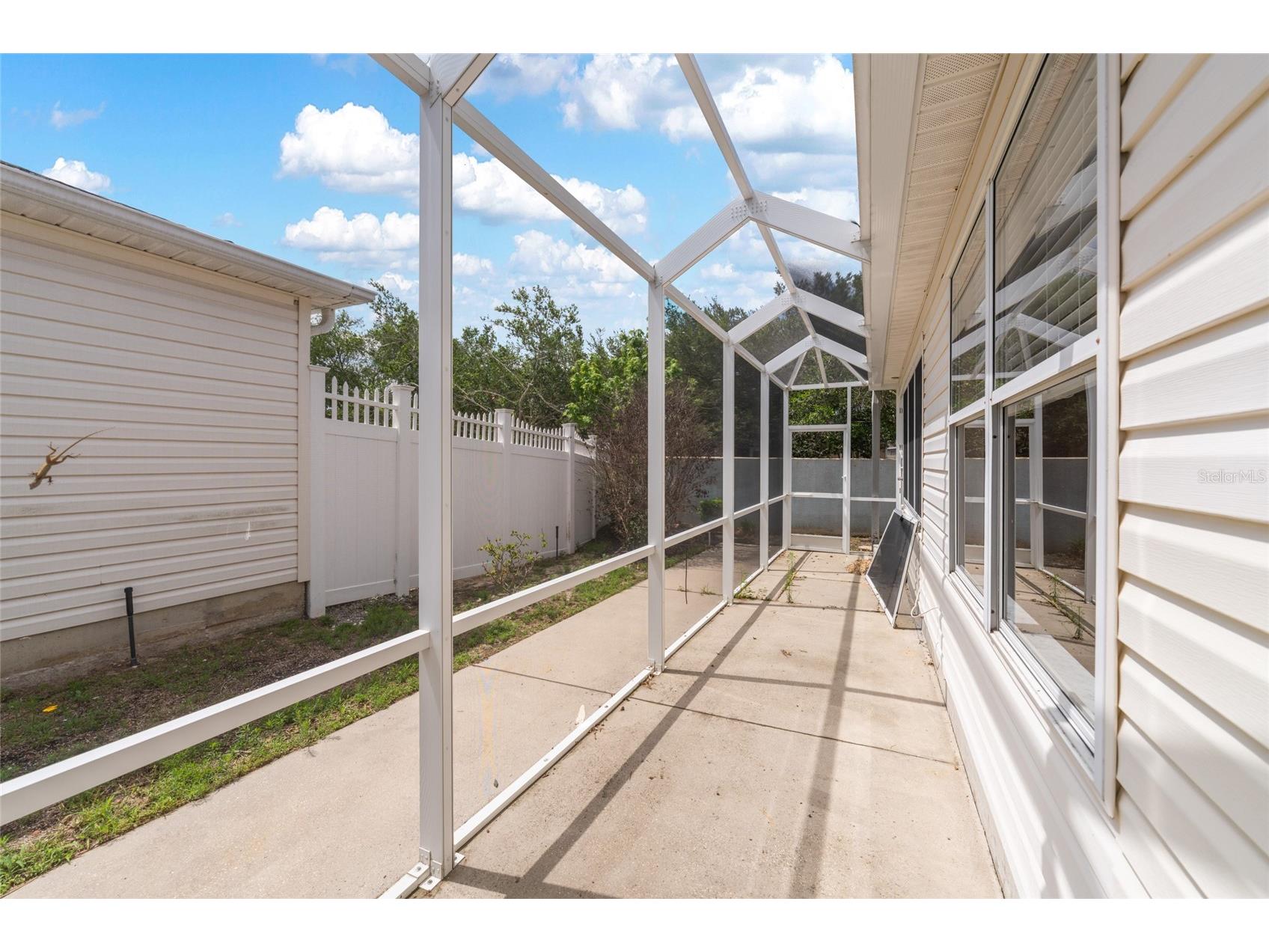 8932 SE 168th Sedgwick Place The Villages FL 32162 OM723287 image34