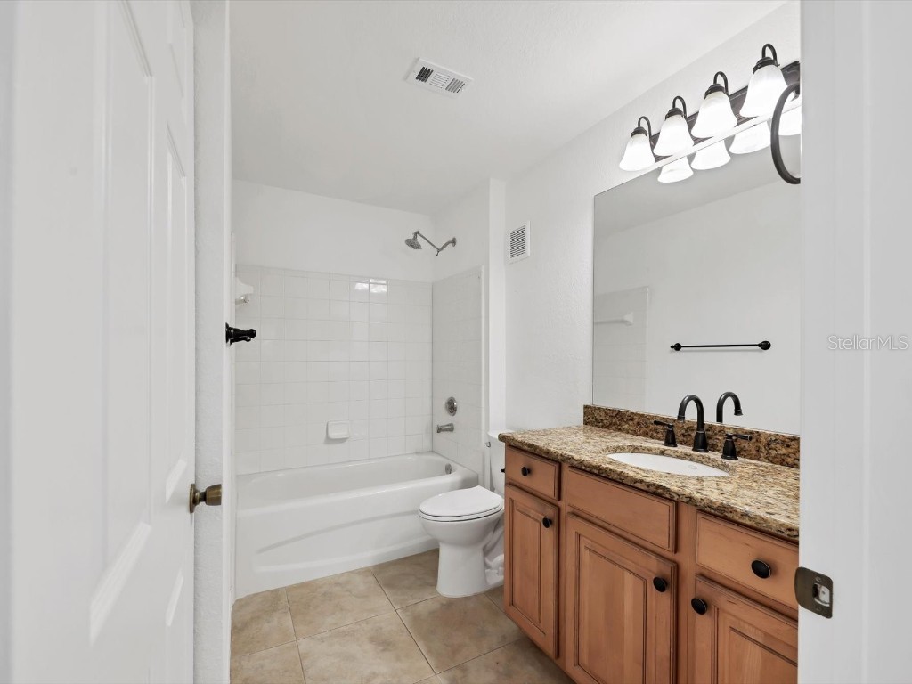 8933 Manor Loop #105 Lakewood Ranch FL 34202 A4654918 image22