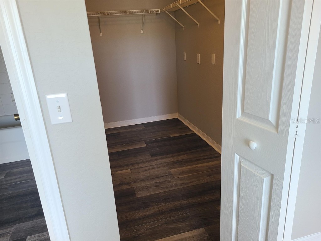 8933 Manor Loop #202 Lakewood Ranch FL 34202 A4663782 image14