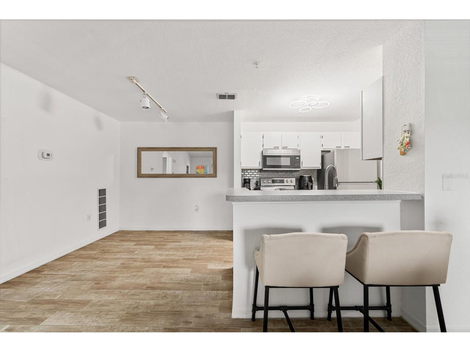 8933 Manor Loop #204 Lakewood Ranch FL 34202 A4688733 image10