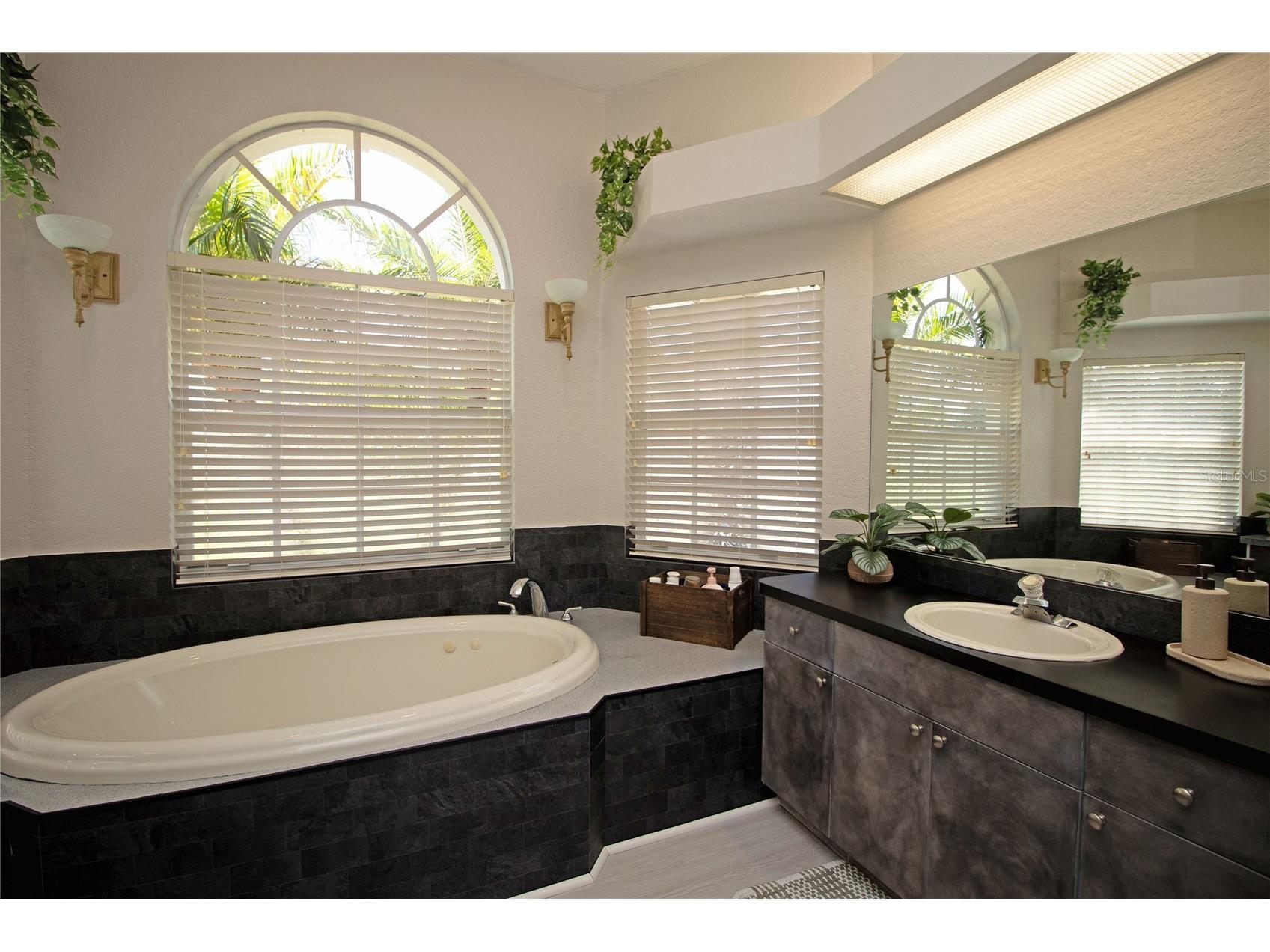 8933 Thoreau Place Hudson FL 34667 TB8517225 image58