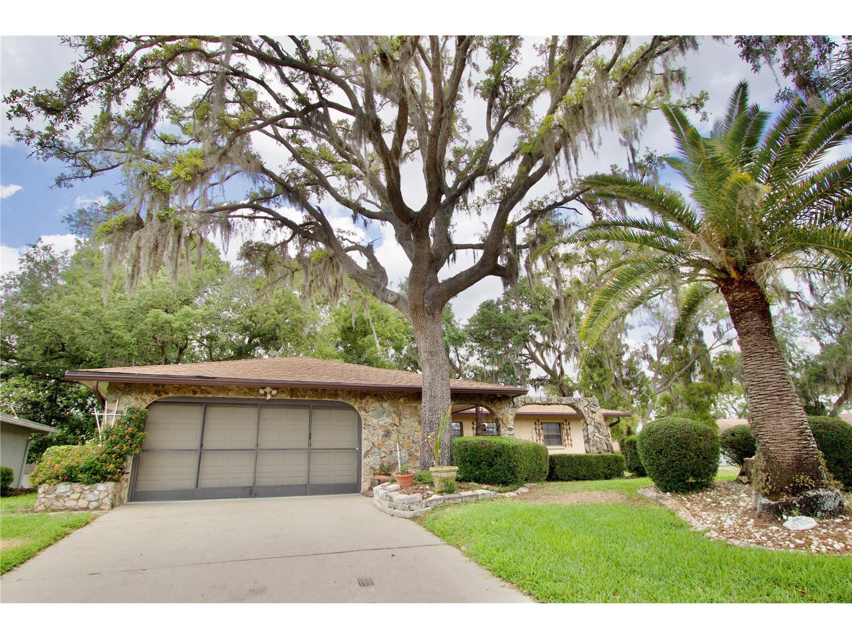 8934 Bari Court Port Richey FL 34668 W7885514 image1