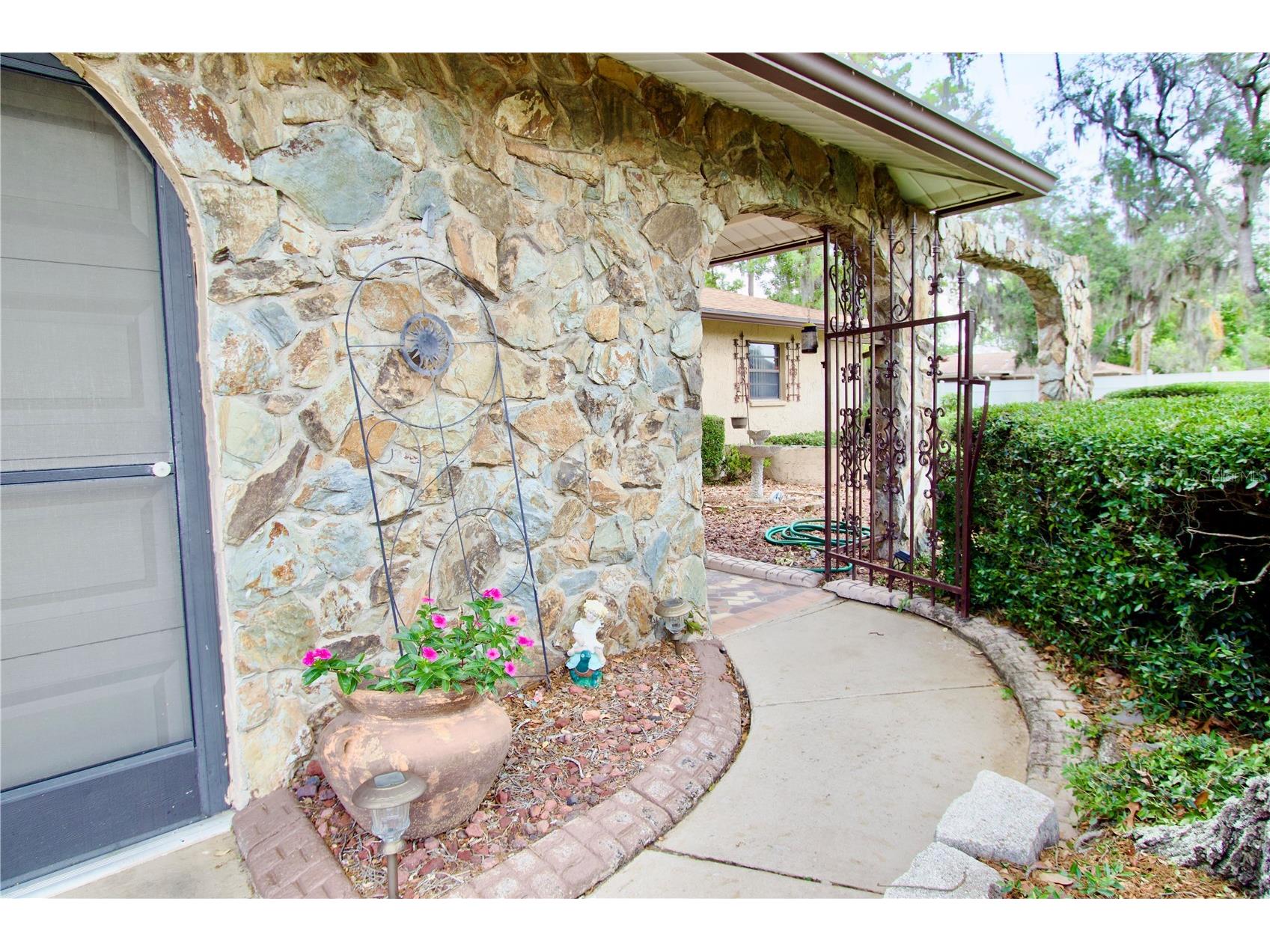 8934 Bari Court Port Richey FL 34668 W7885514 image9