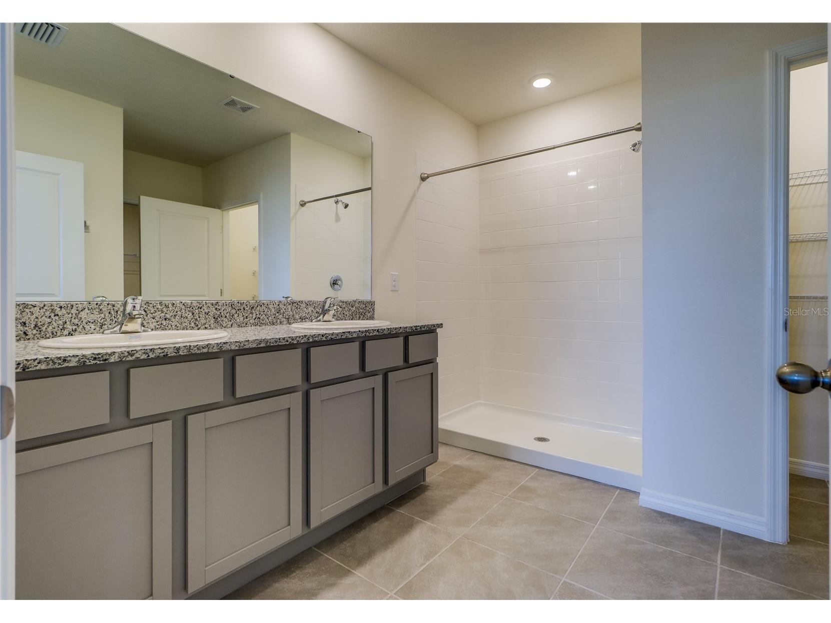 8934 Forge Breeze Loop Wesley Chapel FL 33545 TB8516730 image20
