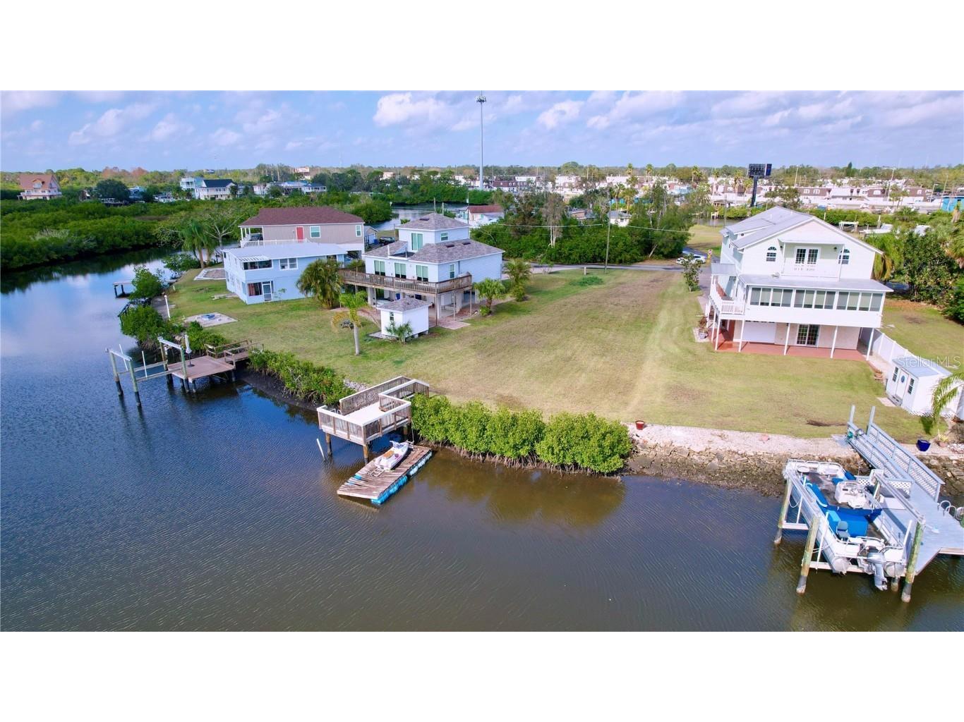 8934 Rocky Creek Drive Tampa FL 33615 TB8334718 image1