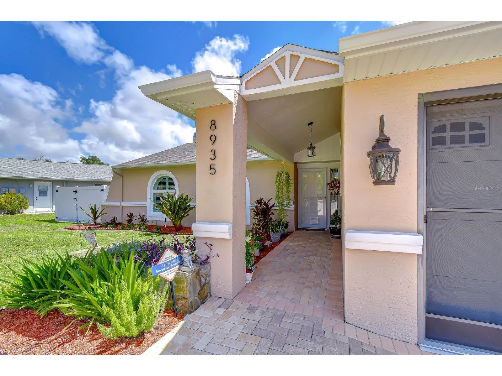 8935 Ruger Drive New Port Richey FL 34655 W7887159 image2
