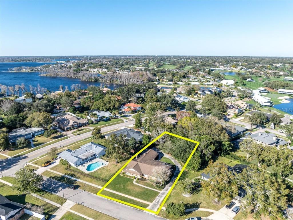 8937 Crichton Wood Court Orlando FL 32819 O6174782 image1