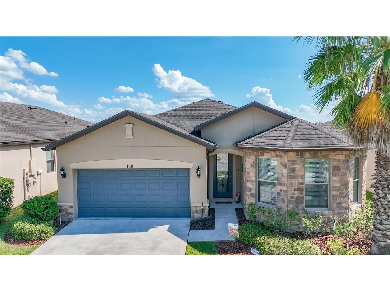 8937 Hinsdale Heights Drive Polk City FL 33868 V4931965 image1