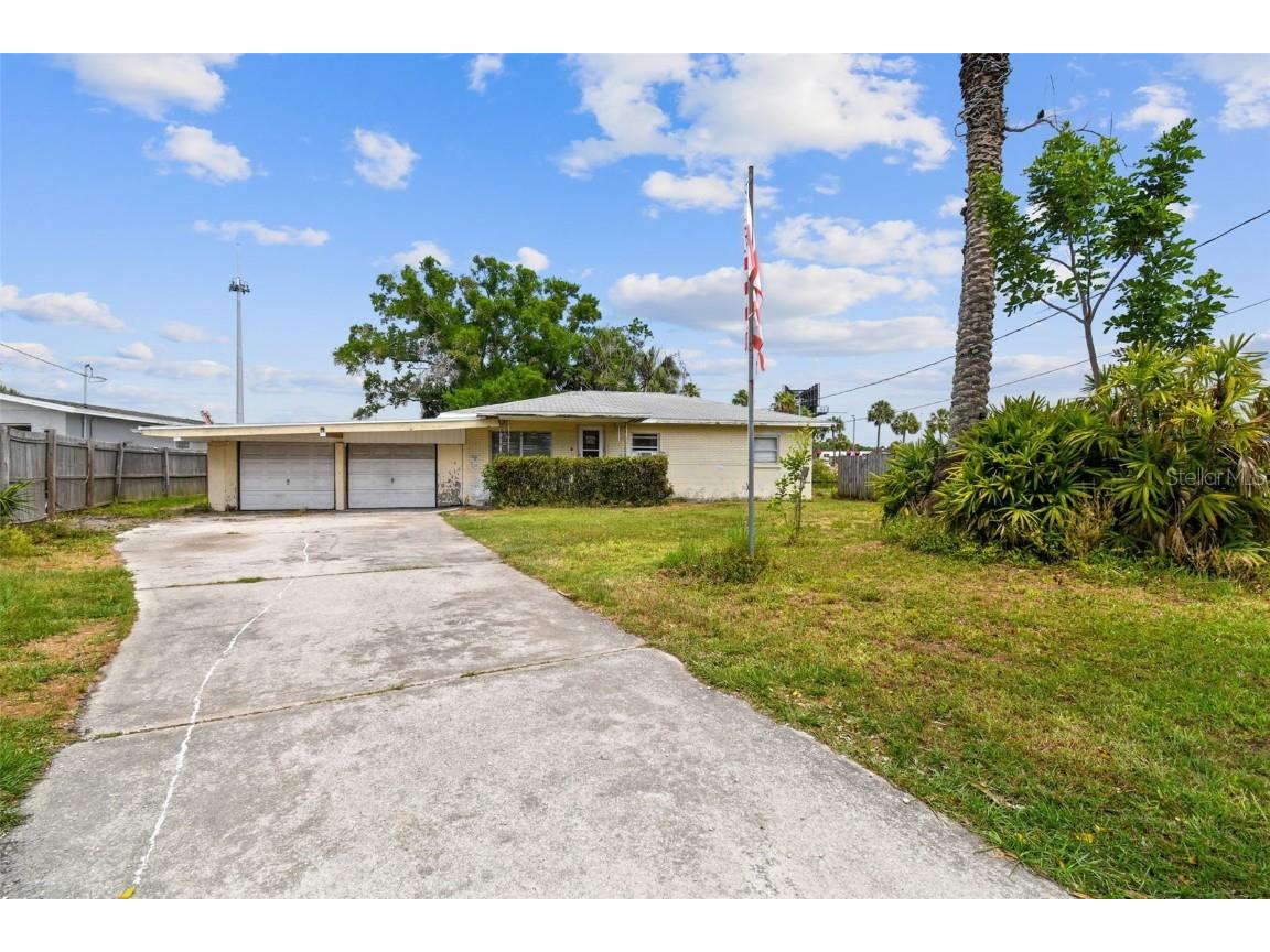 8937 Rocky Creek Drive Tampa FL 33615 A4569155 image1