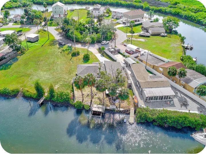 8937 Rocky Creek Drive Tampa FL 33615 TB8528880 image1