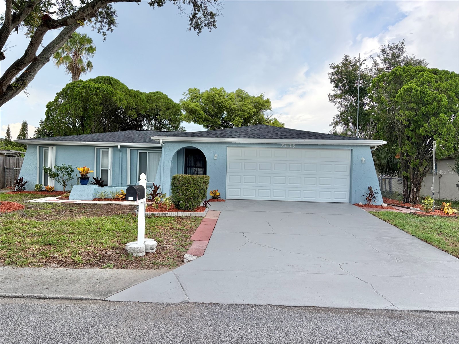8938 Cochise Lane Port Richey FL 34668 W7887443 image1
