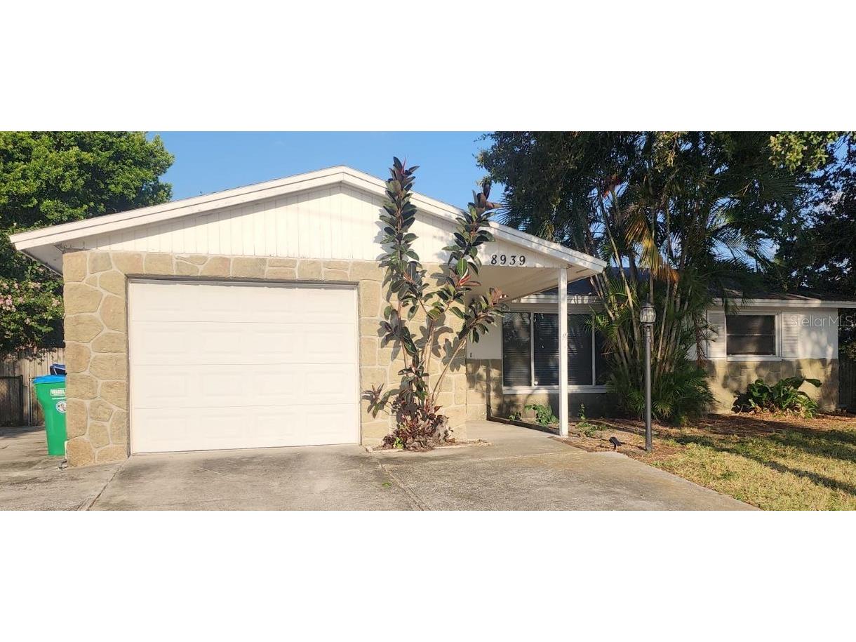 8939 113th Street Seminole FL 33772 U8212020 image1