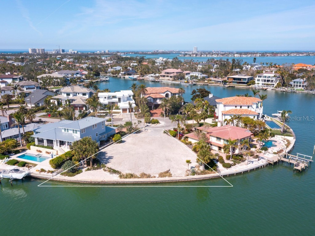 894 Freeling Drive Sarasota FL 34242 - ROBERTS BAY A4668843 image11